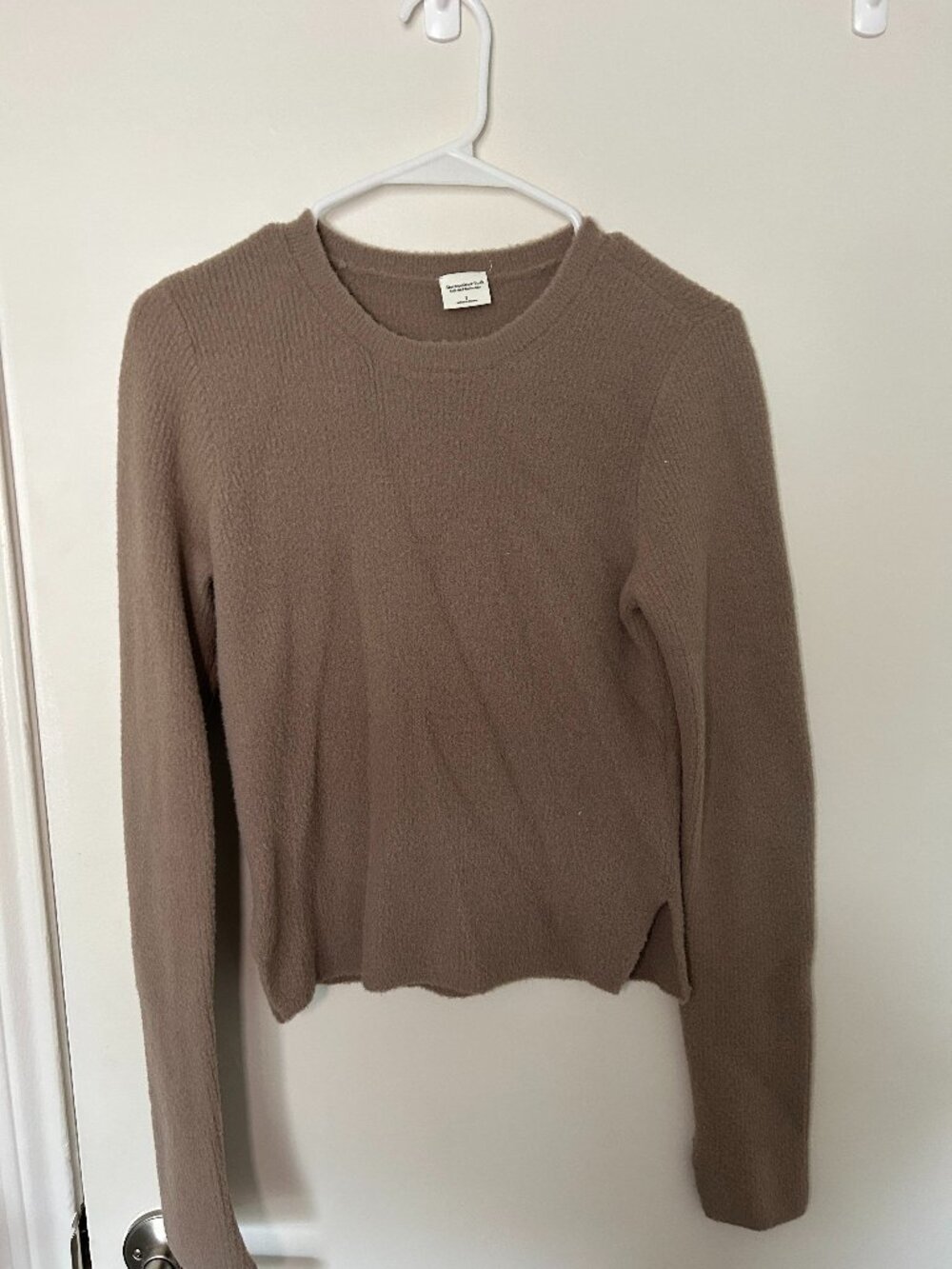 Abercrombie Fitted Sweater
